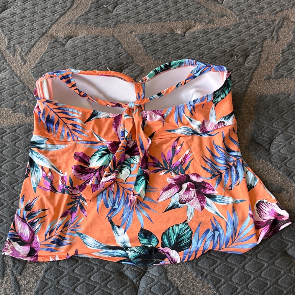 Liz Claiborne Orange Floral Halter Tankini Swim Top - Picture 2 of 2